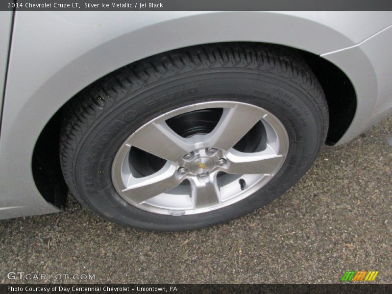 Silver Ice Metallic / Jet Black 2014 Chevrolet Cruze LT