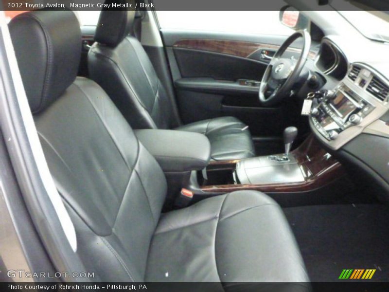 Magnetic Gray Metallic / Black 2012 Toyota Avalon