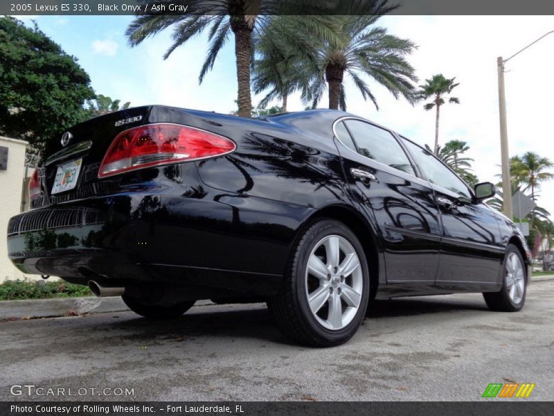 Black Onyx / Ash Gray 2005 Lexus ES 330