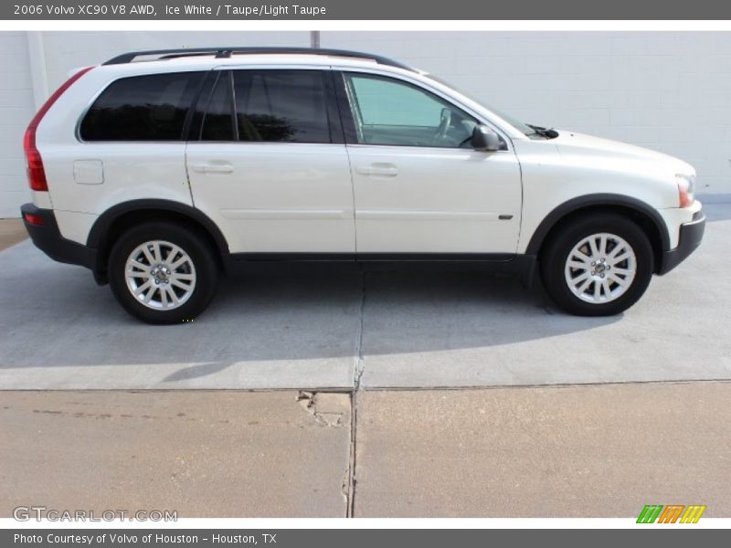 Ice White / Taupe/Light Taupe 2006 Volvo XC90 V8 AWD