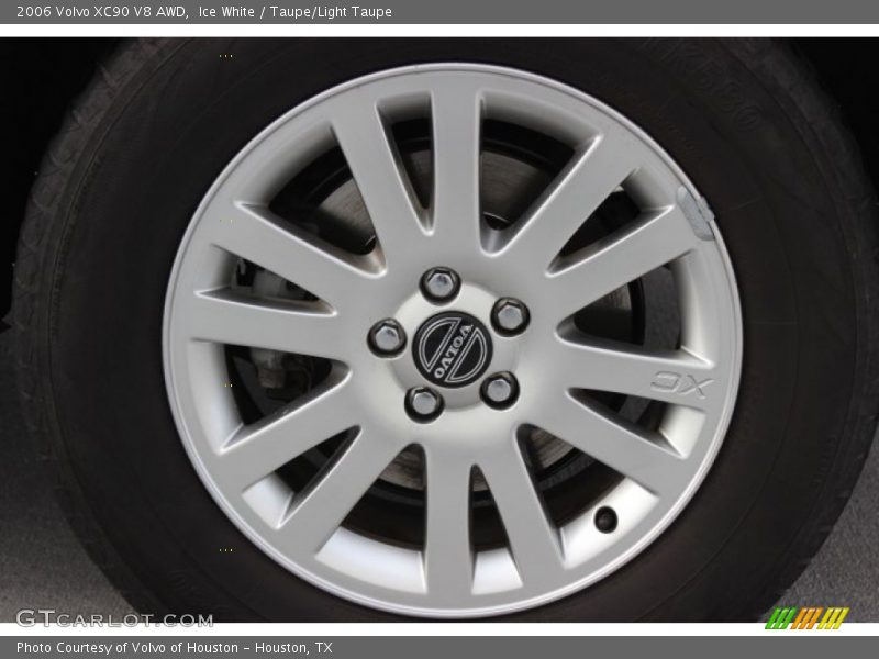 Ice White / Taupe/Light Taupe 2006 Volvo XC90 V8 AWD