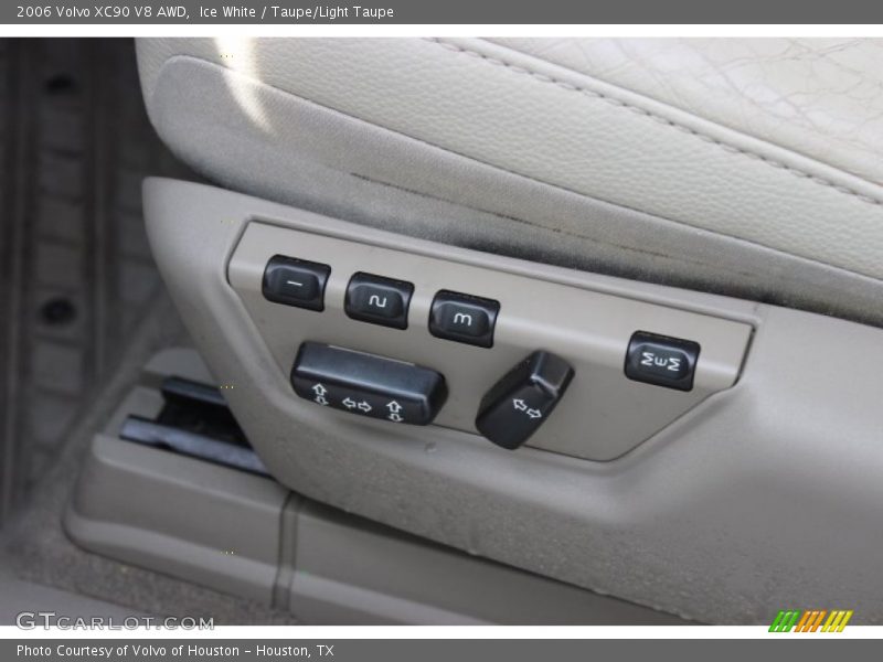 Ice White / Taupe/Light Taupe 2006 Volvo XC90 V8 AWD