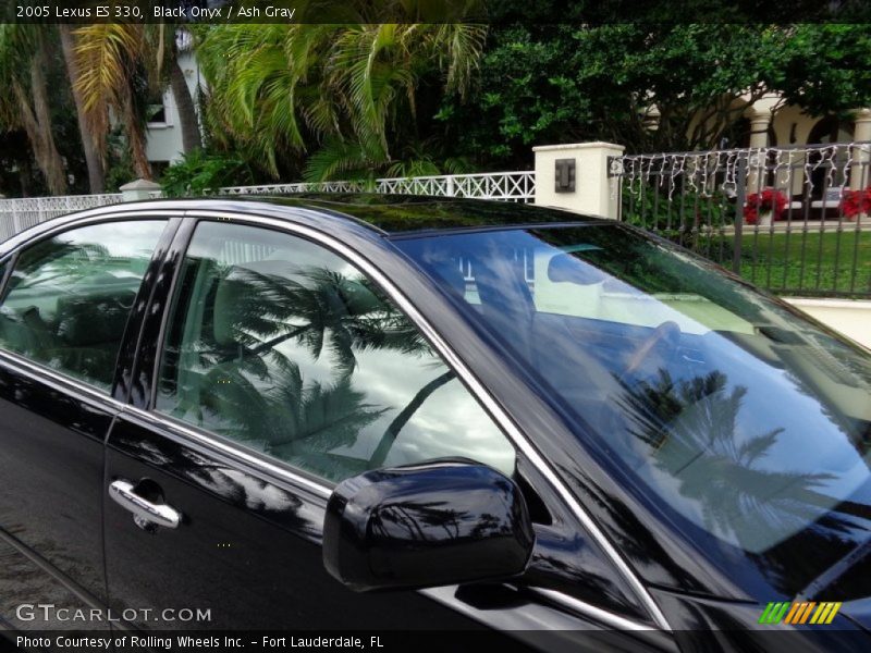 Black Onyx / Ash Gray 2005 Lexus ES 330