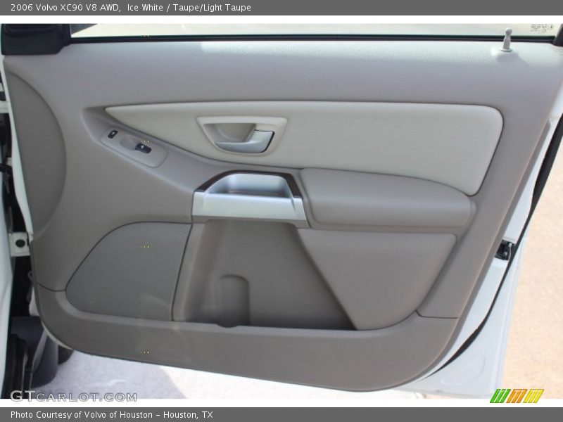 Ice White / Taupe/Light Taupe 2006 Volvo XC90 V8 AWD