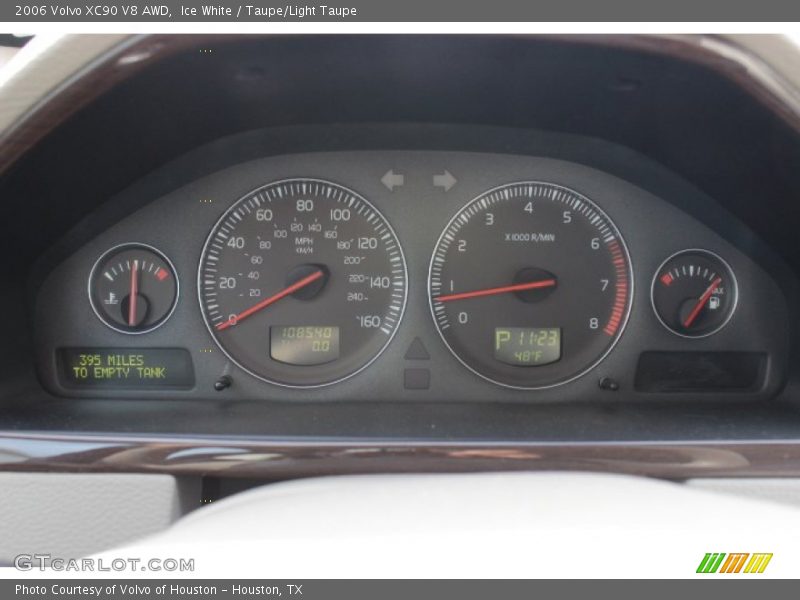 Ice White / Taupe/Light Taupe 2006 Volvo XC90 V8 AWD
