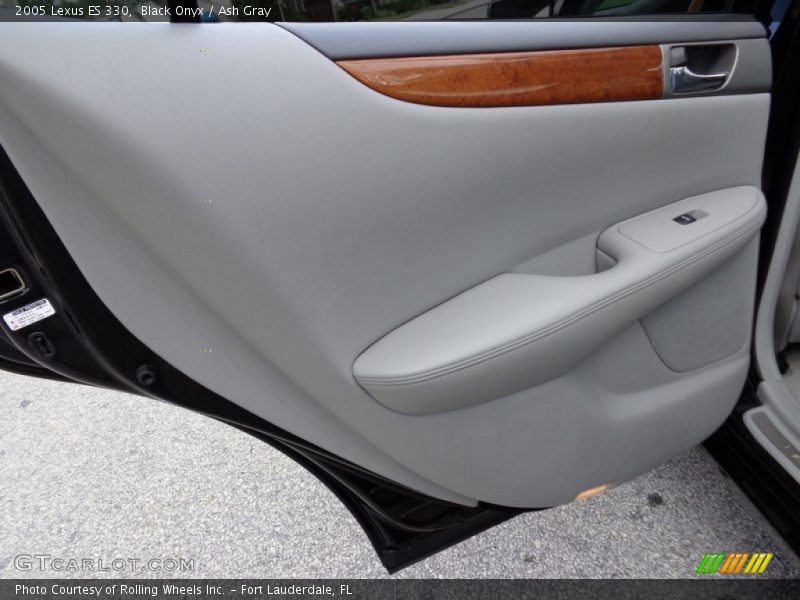 Black Onyx / Ash Gray 2005 Lexus ES 330