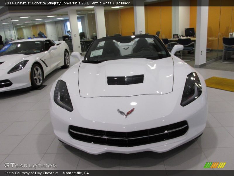 Arctic White / Jet Black 2014 Chevrolet Corvette Stingray Convertible Z51