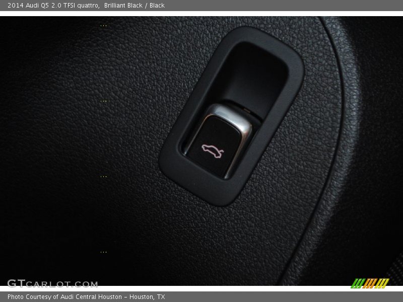 Brilliant Black / Black 2014 Audi Q5 2.0 TFSI quattro