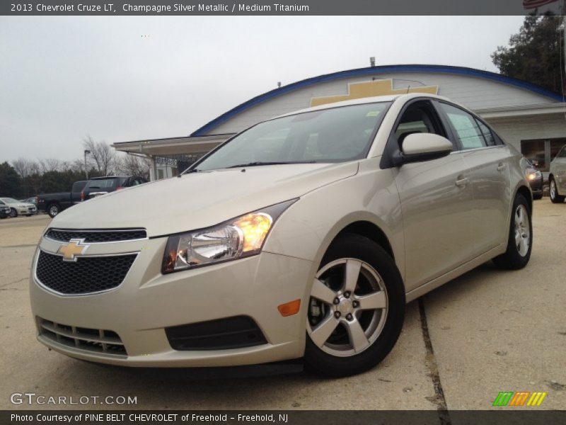 Champagne Silver Metallic / Medium Titanium 2013 Chevrolet Cruze LT