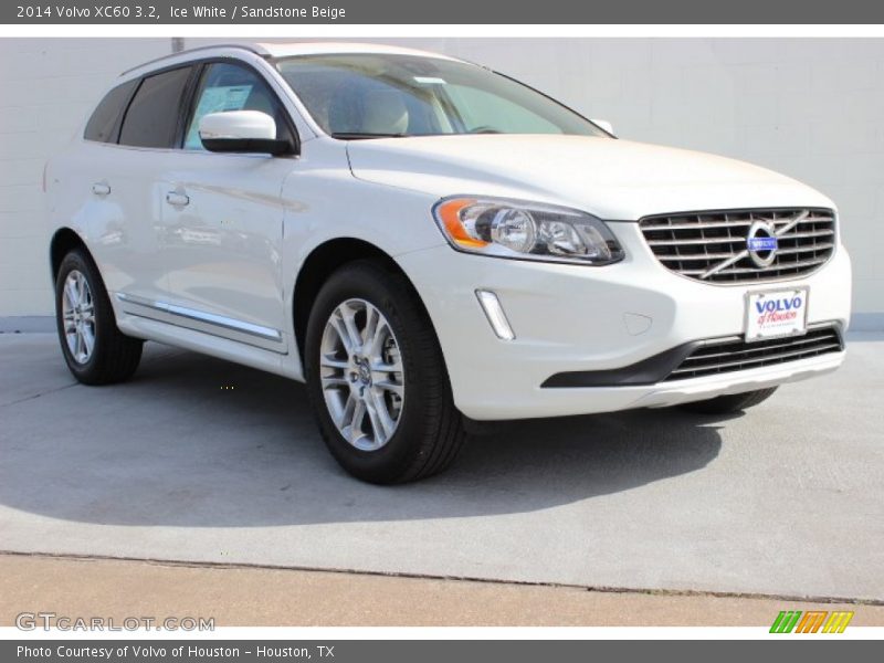 Ice White / Sandstone Beige 2014 Volvo XC60 3.2
