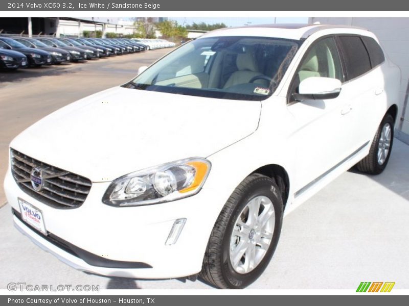 Ice White / Sandstone Beige 2014 Volvo XC60 3.2