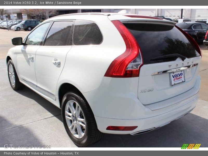 Ice White / Sandstone Beige 2014 Volvo XC60 3.2