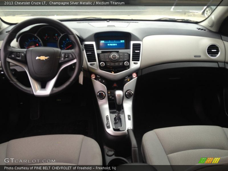 Champagne Silver Metallic / Medium Titanium 2013 Chevrolet Cruze LT