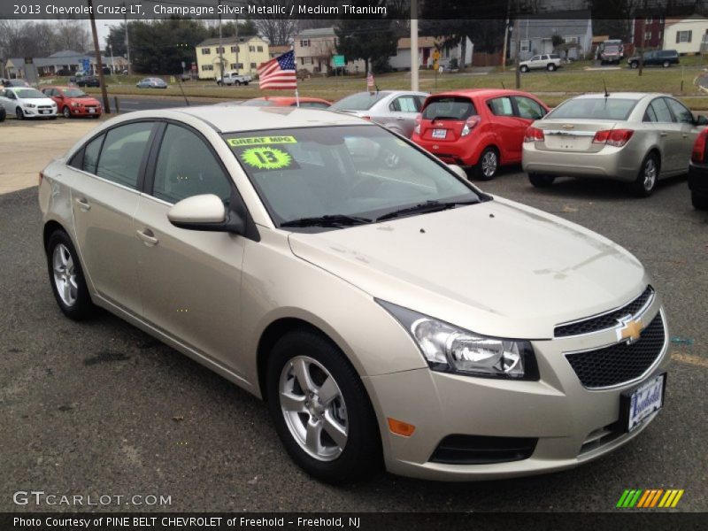 Champagne Silver Metallic / Medium Titanium 2013 Chevrolet Cruze LT