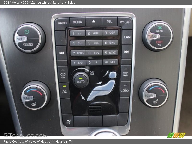 Ice White / Sandstone Beige 2014 Volvo XC60 3.2