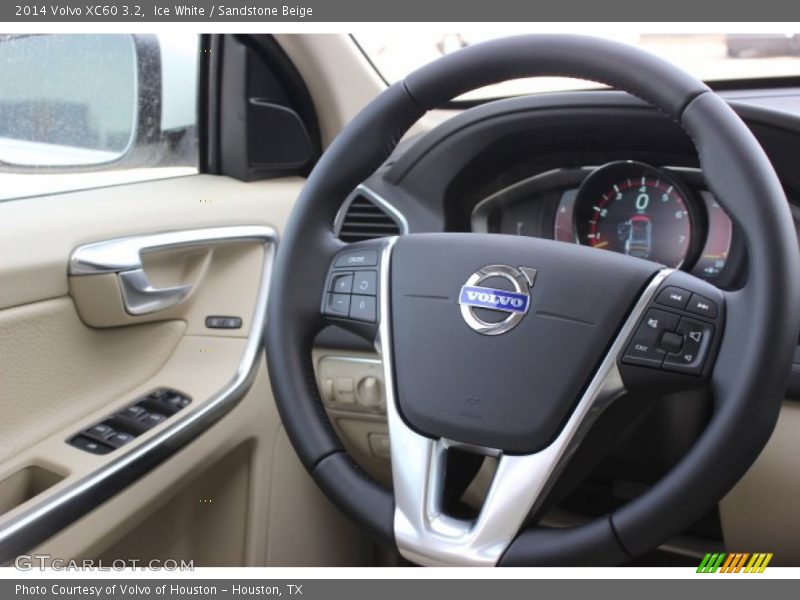 Ice White / Sandstone Beige 2014 Volvo XC60 3.2