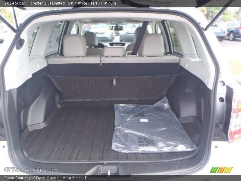 Satin White Pearl / Platinum 2014 Subaru Forester 2.5i Limited