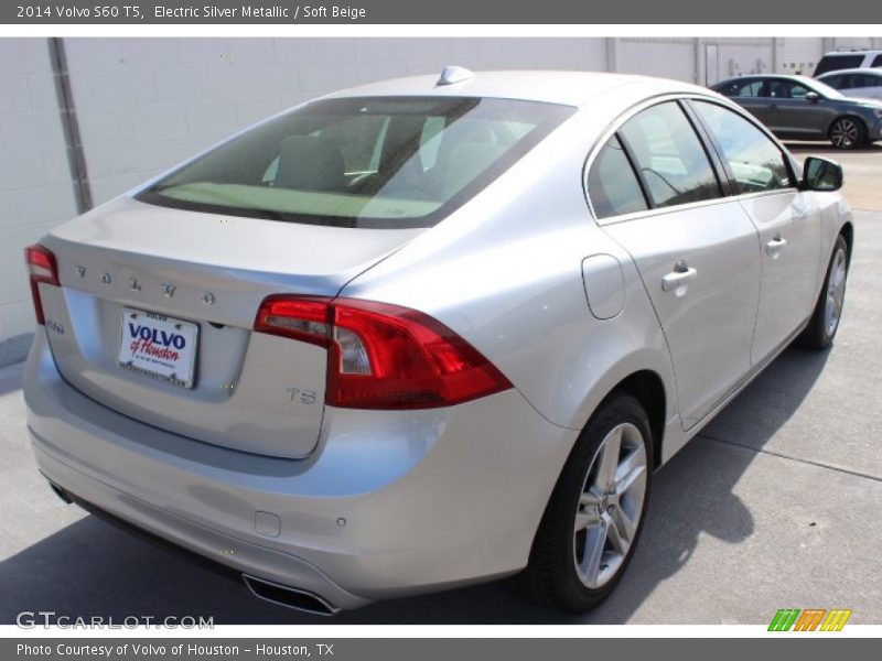 Electric Silver Metallic / Soft Beige 2014 Volvo S60 T5
