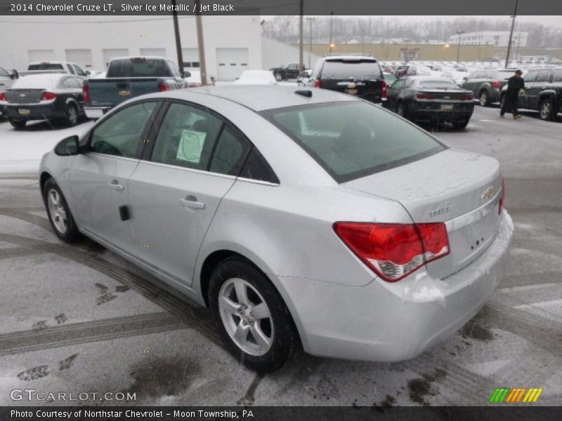 Silver Ice Metallic / Jet Black 2014 Chevrolet Cruze LT