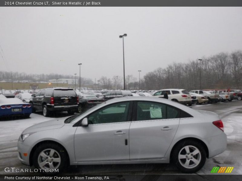 Silver Ice Metallic / Jet Black 2014 Chevrolet Cruze LT
