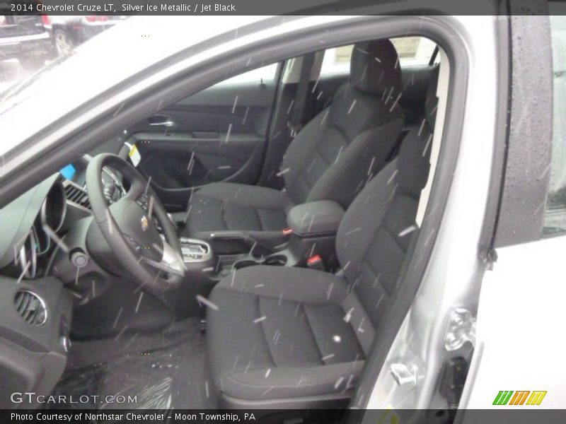 Silver Ice Metallic / Jet Black 2014 Chevrolet Cruze LT