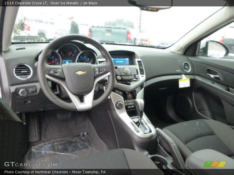 Silver Ice Metallic / Jet Black 2014 Chevrolet Cruze LT