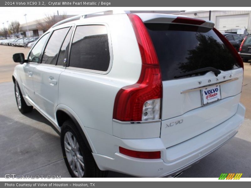 Crystal White Pearl Metallic / Beige 2014 Volvo XC90 3.2