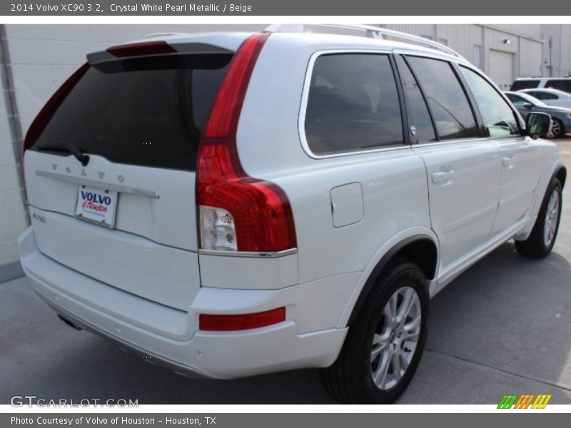 Crystal White Pearl Metallic / Beige 2014 Volvo XC90 3.2