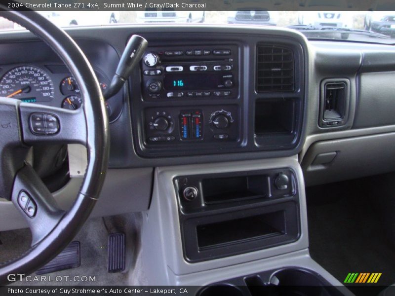 Summit White / Gray/Dark Charcoal 2004 Chevrolet Tahoe Z71 4x4