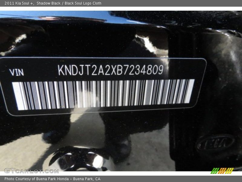Shadow Black / Black Soul Logo Cloth 2011 Kia Soul +