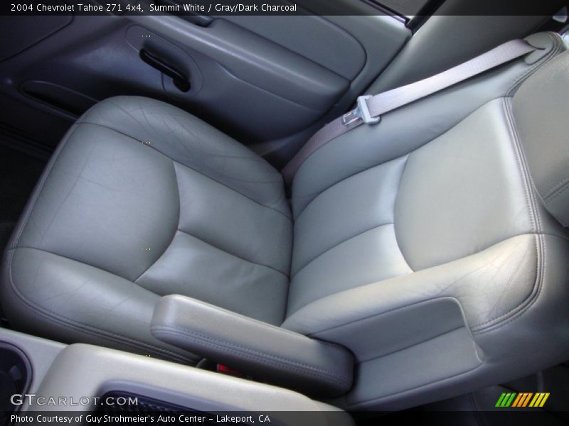 Summit White / Gray/Dark Charcoal 2004 Chevrolet Tahoe Z71 4x4