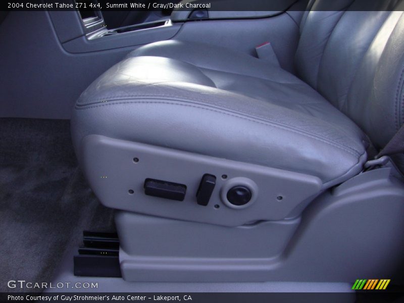 Summit White / Gray/Dark Charcoal 2004 Chevrolet Tahoe Z71 4x4