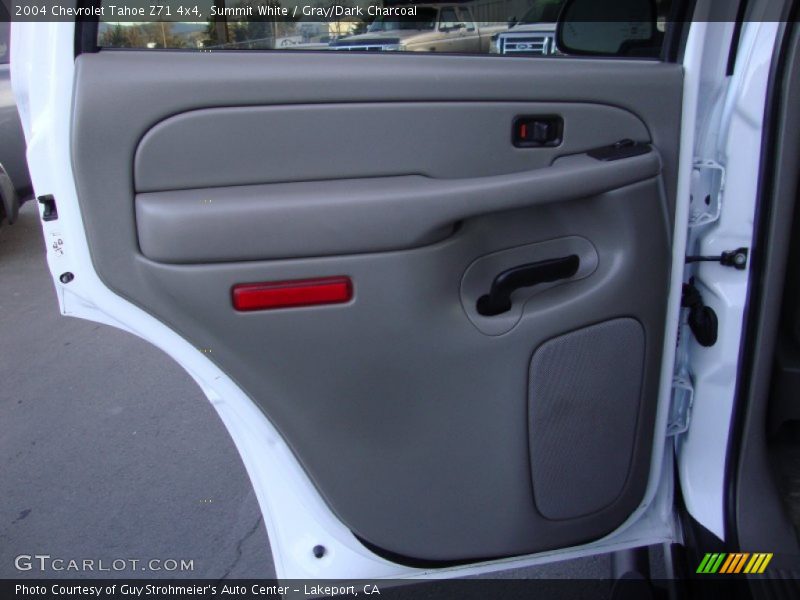 Summit White / Gray/Dark Charcoal 2004 Chevrolet Tahoe Z71 4x4