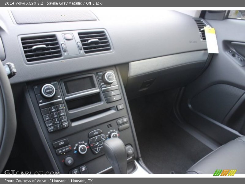 Saville Grey Metallic / Off Black 2014 Volvo XC90 3.2