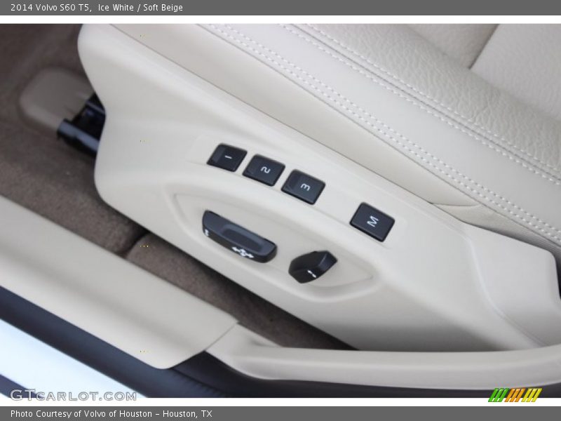 Ice White / Soft Beige 2014 Volvo S60 T5