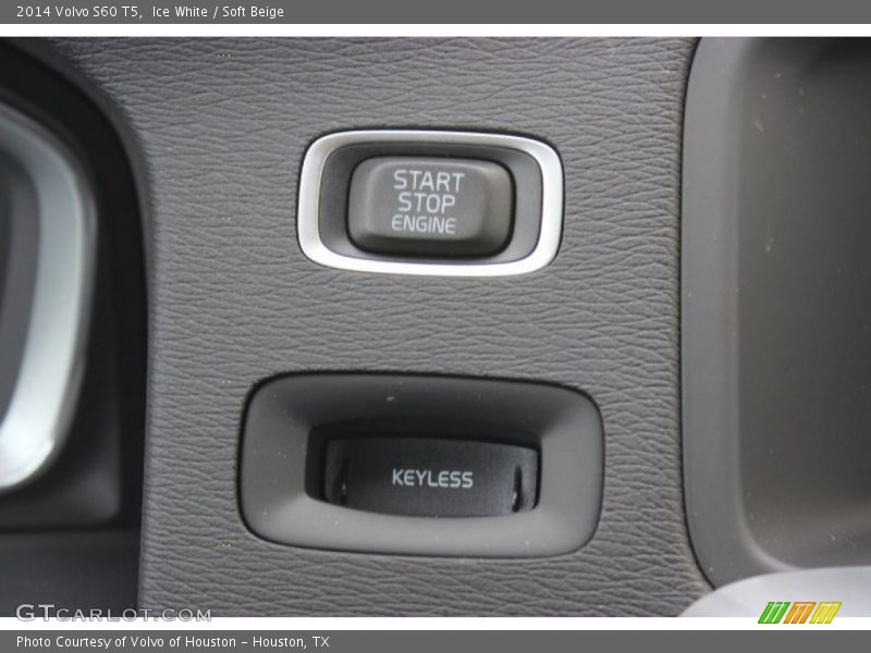 Ice White / Soft Beige 2014 Volvo S60 T5
