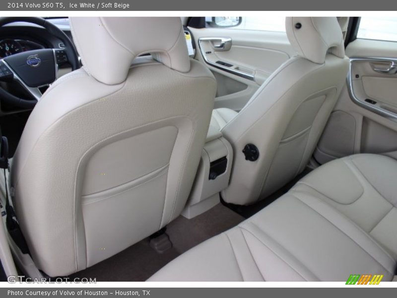 Ice White / Soft Beige 2014 Volvo S60 T5