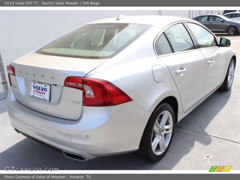 Electric Silver Metallic / Soft Beige 2014 Volvo S60 T5