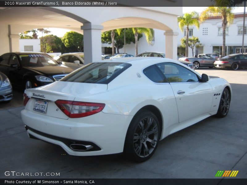 Bianco Eldorado (White) / Nero 2010 Maserati GranTurismo S