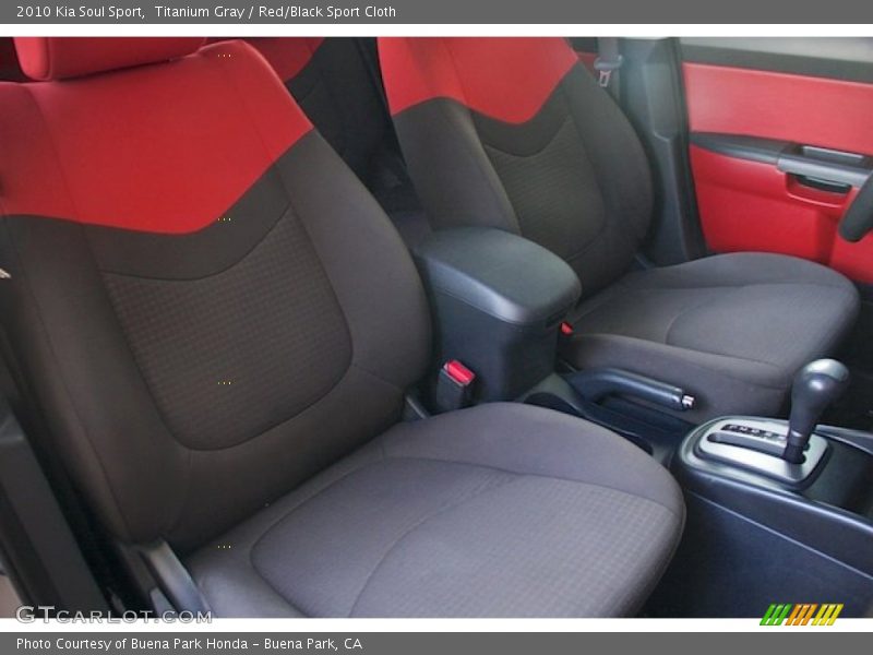 Titanium Gray / Red/Black Sport Cloth 2010 Kia Soul Sport