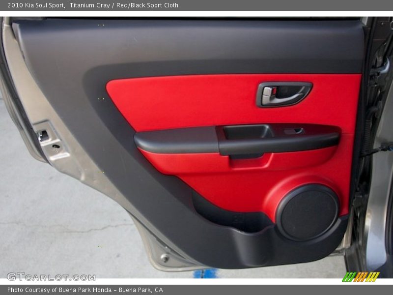 Door Panel of 2010 Soul Sport