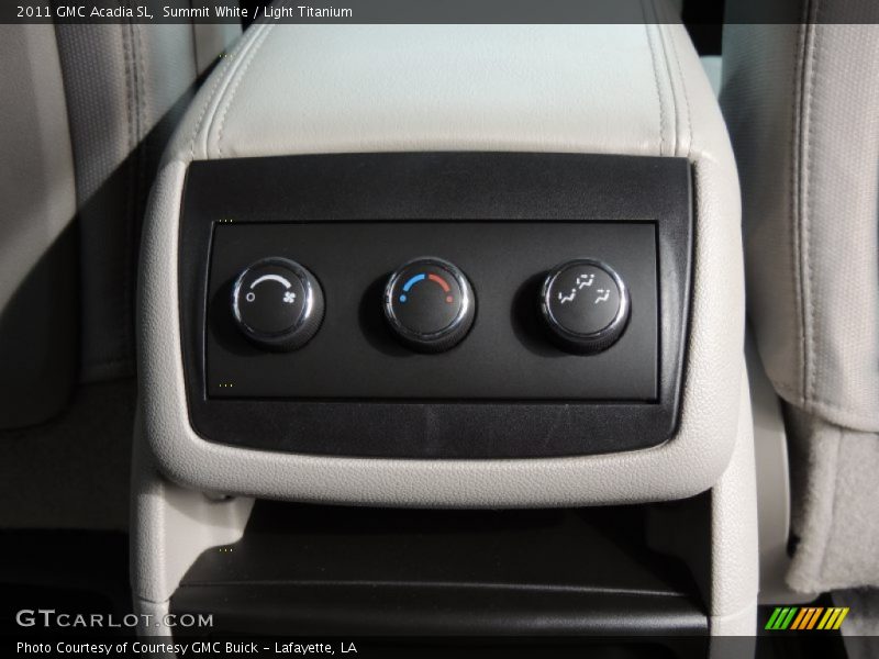Summit White / Light Titanium 2011 GMC Acadia SL