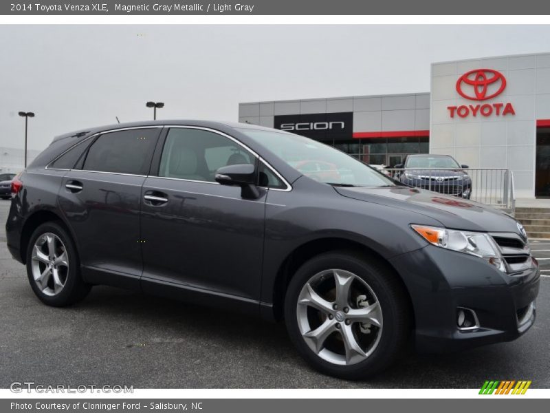 Magnetic Gray Metallic / Light Gray 2014 Toyota Venza XLE
