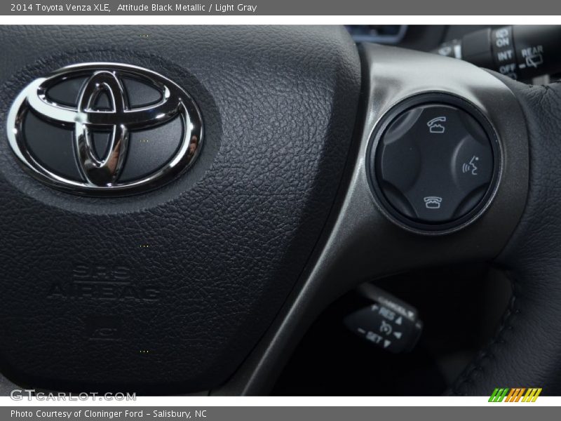 Attitude Black Metallic / Light Gray 2014 Toyota Venza XLE