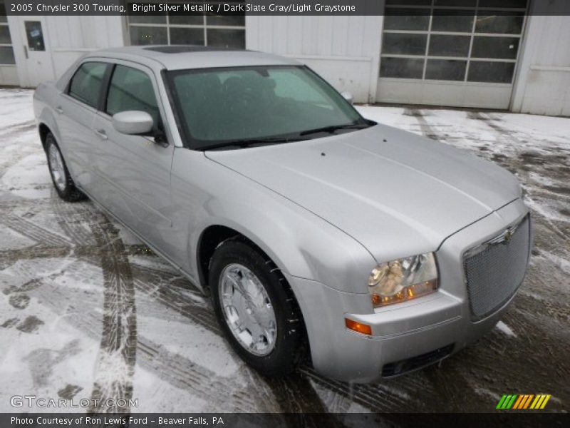 Bright Silver Metallic / Dark Slate Gray/Light Graystone 2005 Chrysler 300 Touring