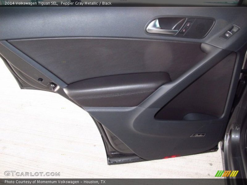 Pepper Gray Metallic / Black 2014 Volkswagen Tiguan SEL