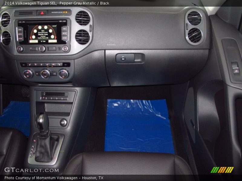 Pepper Gray Metallic / Black 2014 Volkswagen Tiguan SEL
