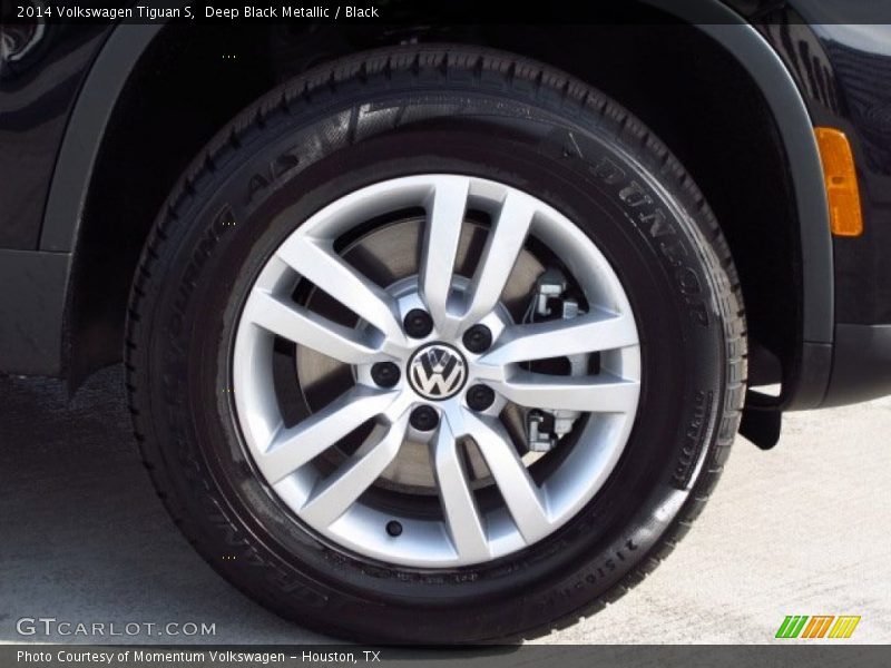 Deep Black Metallic / Black 2014 Volkswagen Tiguan S