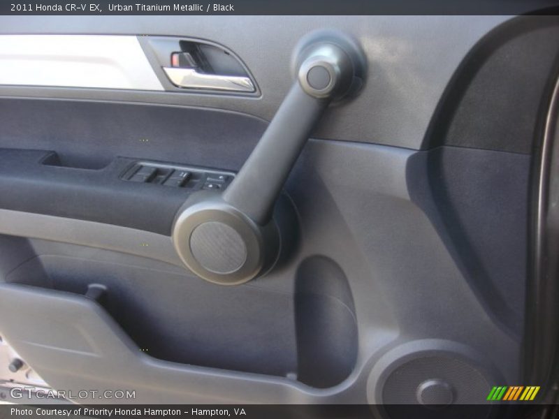 Urban Titanium Metallic / Black 2011 Honda CR-V EX