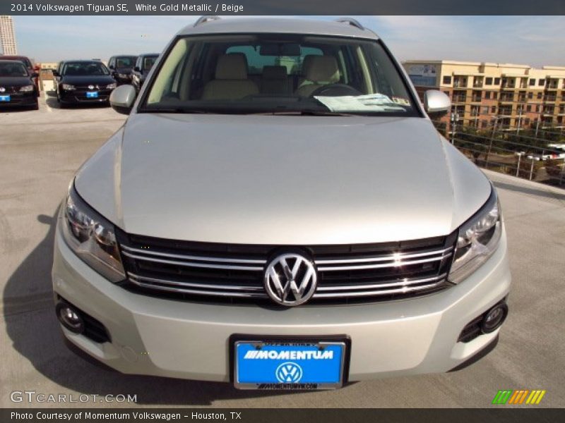 White Gold Metallic / Beige 2014 Volkswagen Tiguan SE